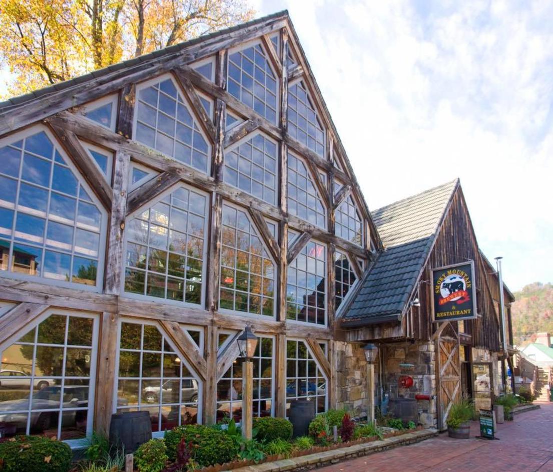 smoky-mountain-brewery
