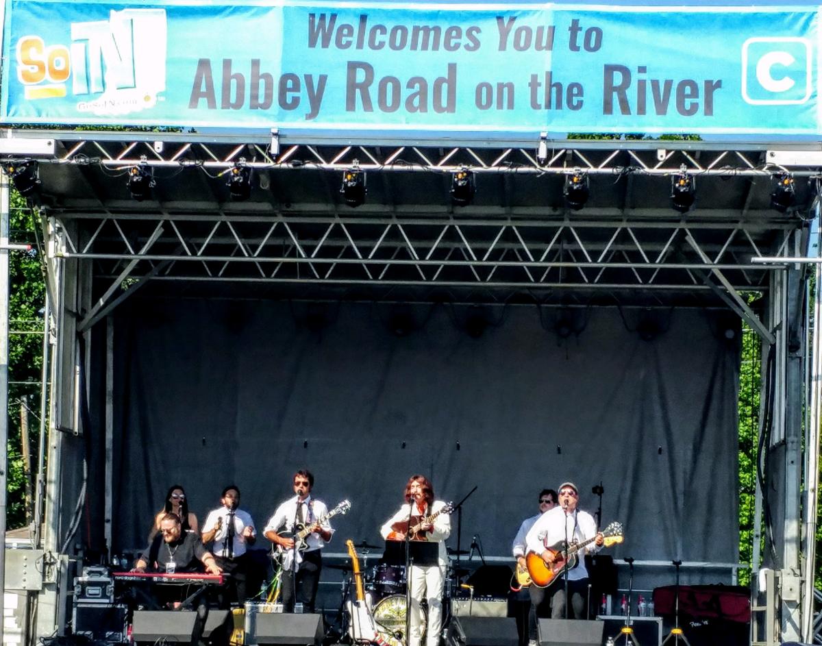 George Harry's Son with Gavin Pring performs at Abbey Road on the River