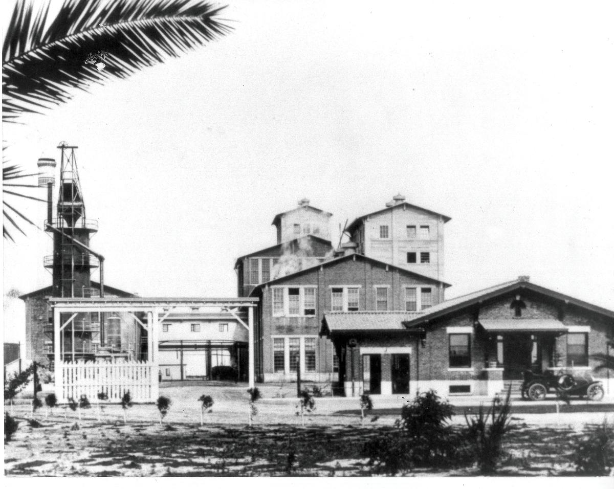 Huntington Beach Historical Walking Tour