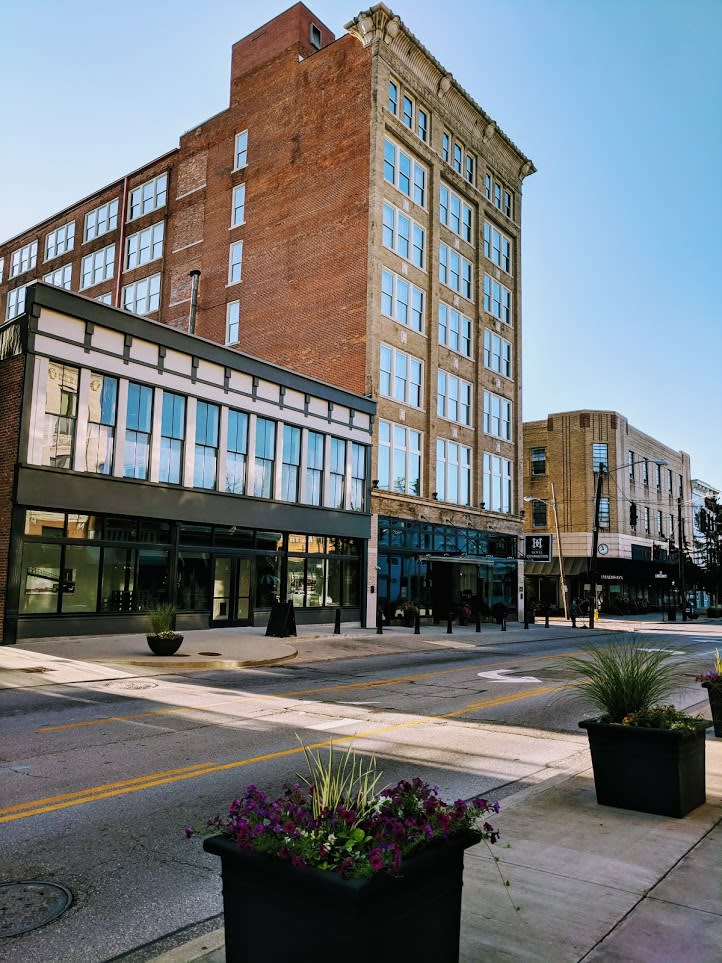 hotel covington north side