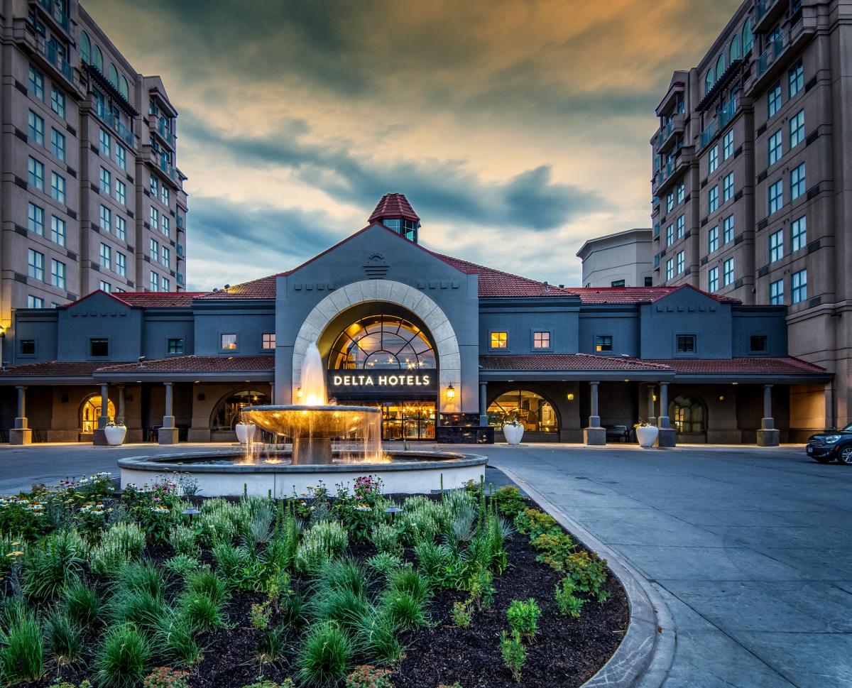 Delta Hotels by Marriott Grand Okanagan Resort - Exterior in the Morning