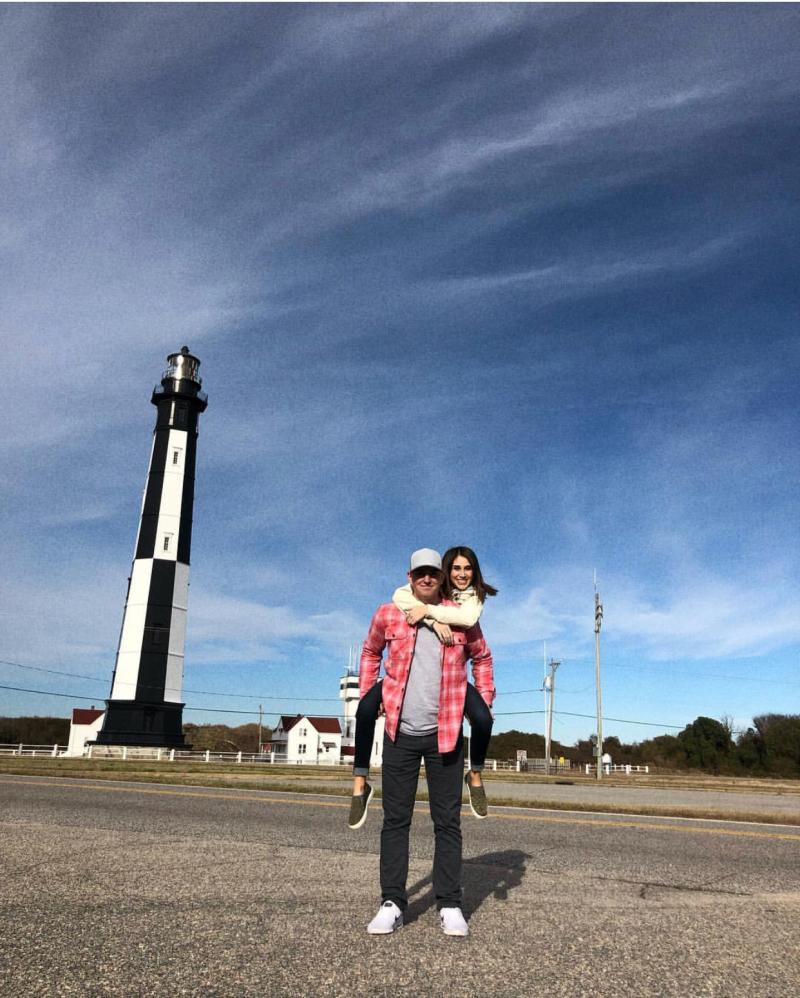 Cape Henry Lighthouse Couple