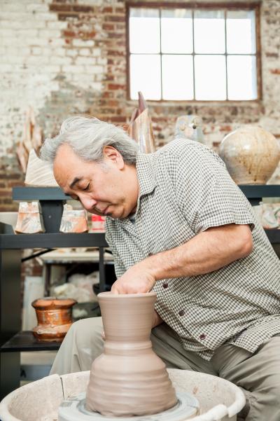 Ceramic Artist Akira Satake