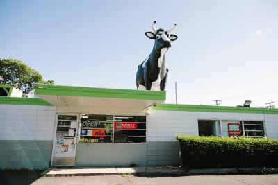 Milas Market