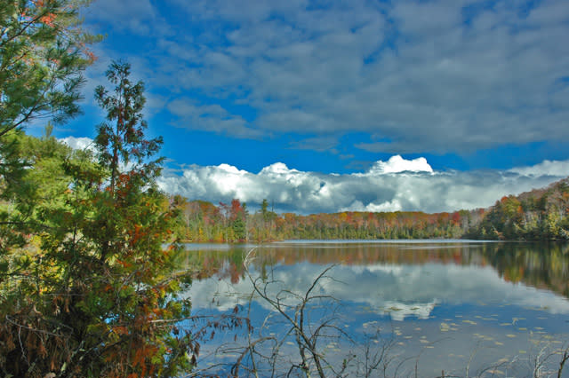 Autumn splendor on Fern Lake at The Timbers Recreation Area.
