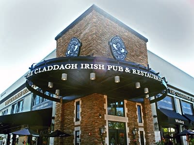 Claddagh Irish Pub is located in The Shops at Perry Crossing mall in Plainfield. Claddagh Irish Pub is located in The Shops at Perry Crossing mall in Plainfield.
