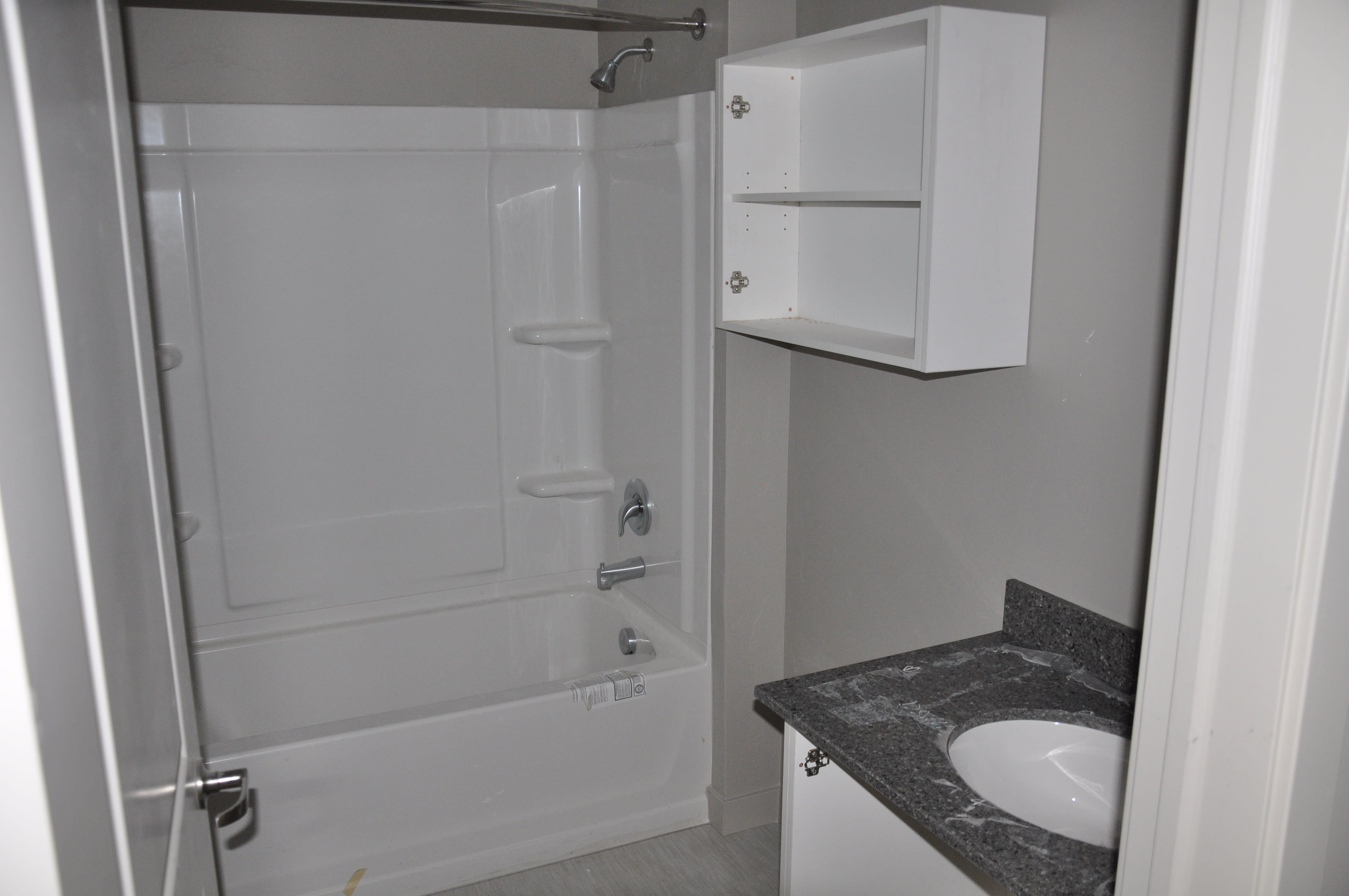 63 Apartments bathroom