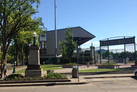 Powell Plaza, Hayward Field