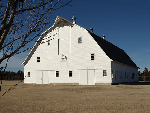Large Barn in Colby 
