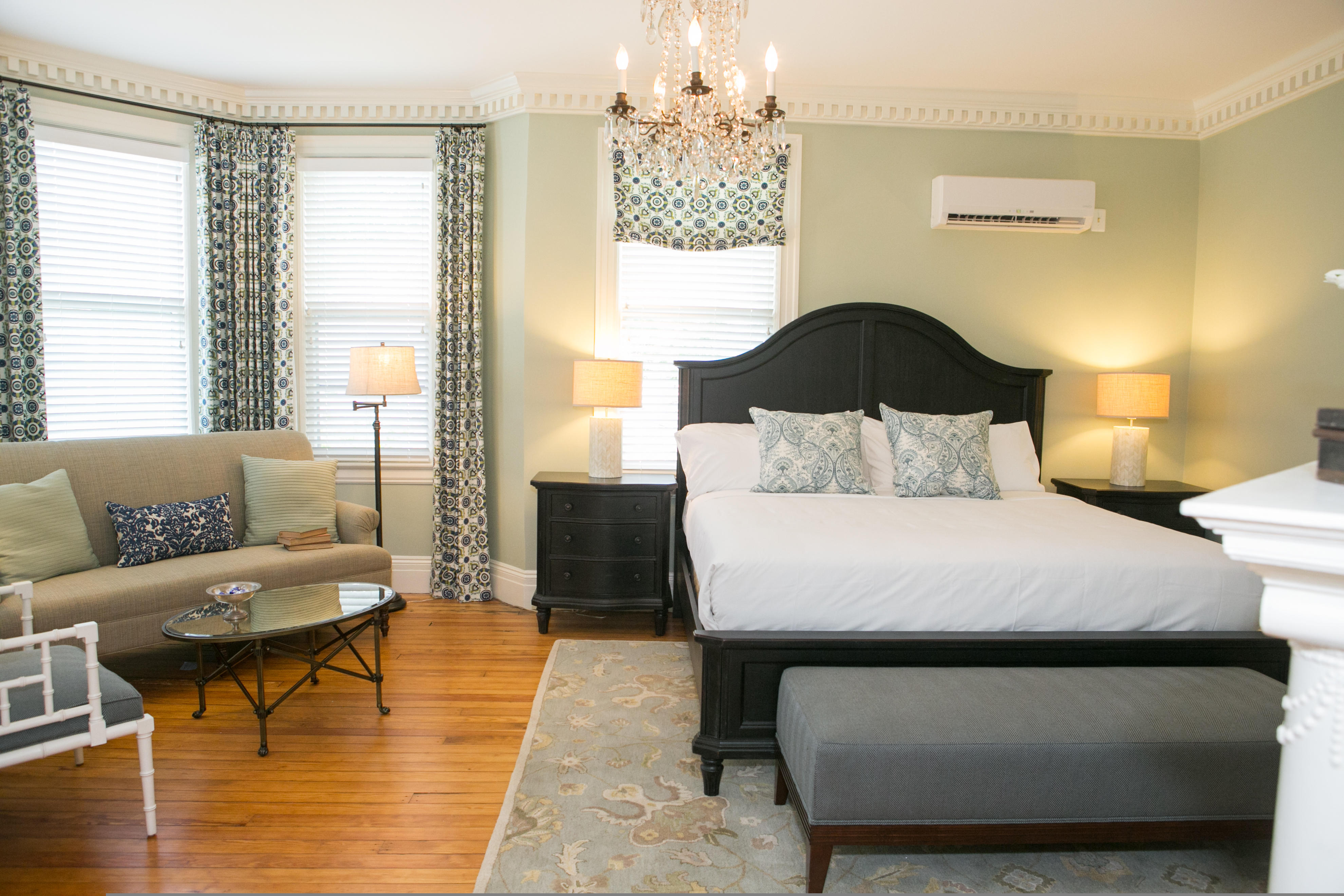 Celebrate the Holidays in Frederick, Maryland Events & Shopping