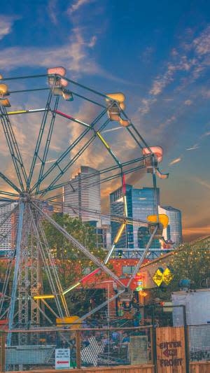 Ferris wheel in Houston