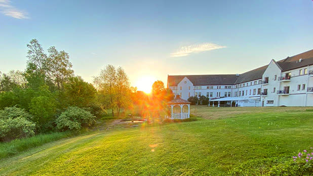 latourellehotel_@augustmoonspa-Instagram_618x348