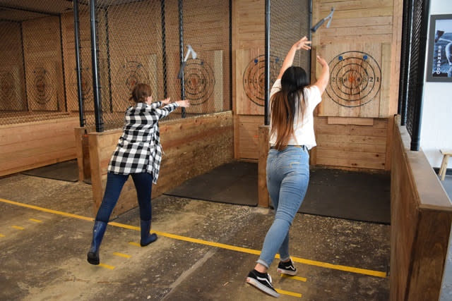axe throwing
