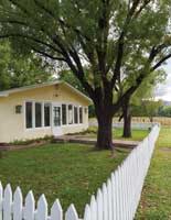 White Picket Fence Orchard House 155
