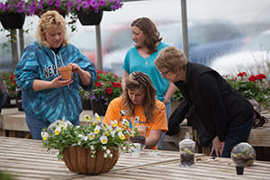 Dickman Farms Workshop at VaVa Bloom