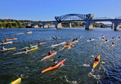 Canoe the Tennessee River
