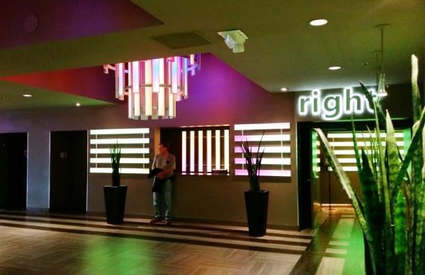 New-Theater-Restaurant-Lobby