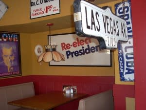 Mad Anthony decor (2)