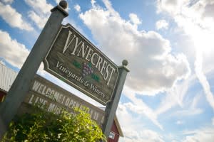 Vynecrest Vineyards & Winery