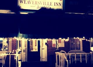 Weaversville Inn