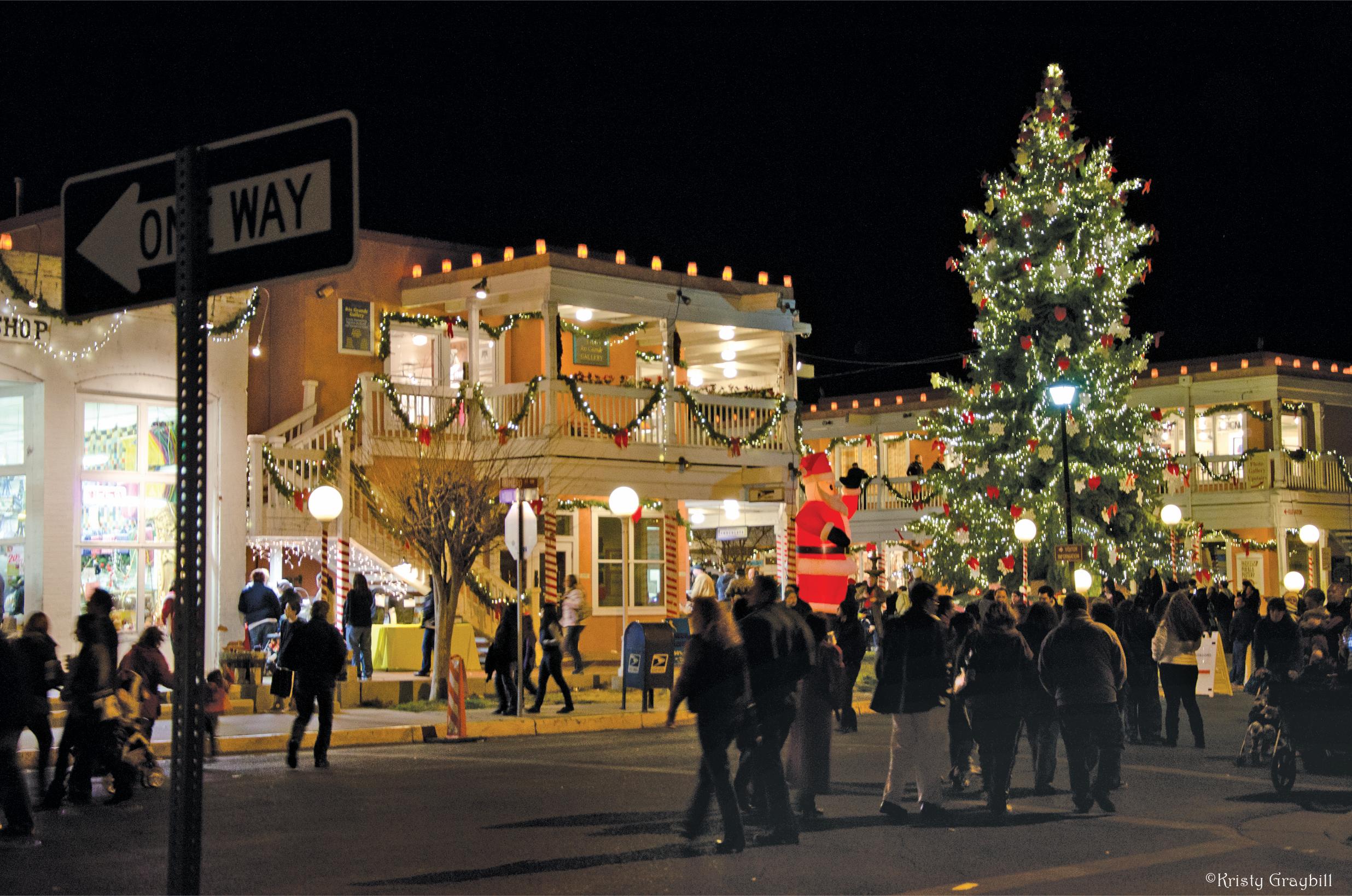 Old Town Holiday Stroll in Albuquerque, New Mexico