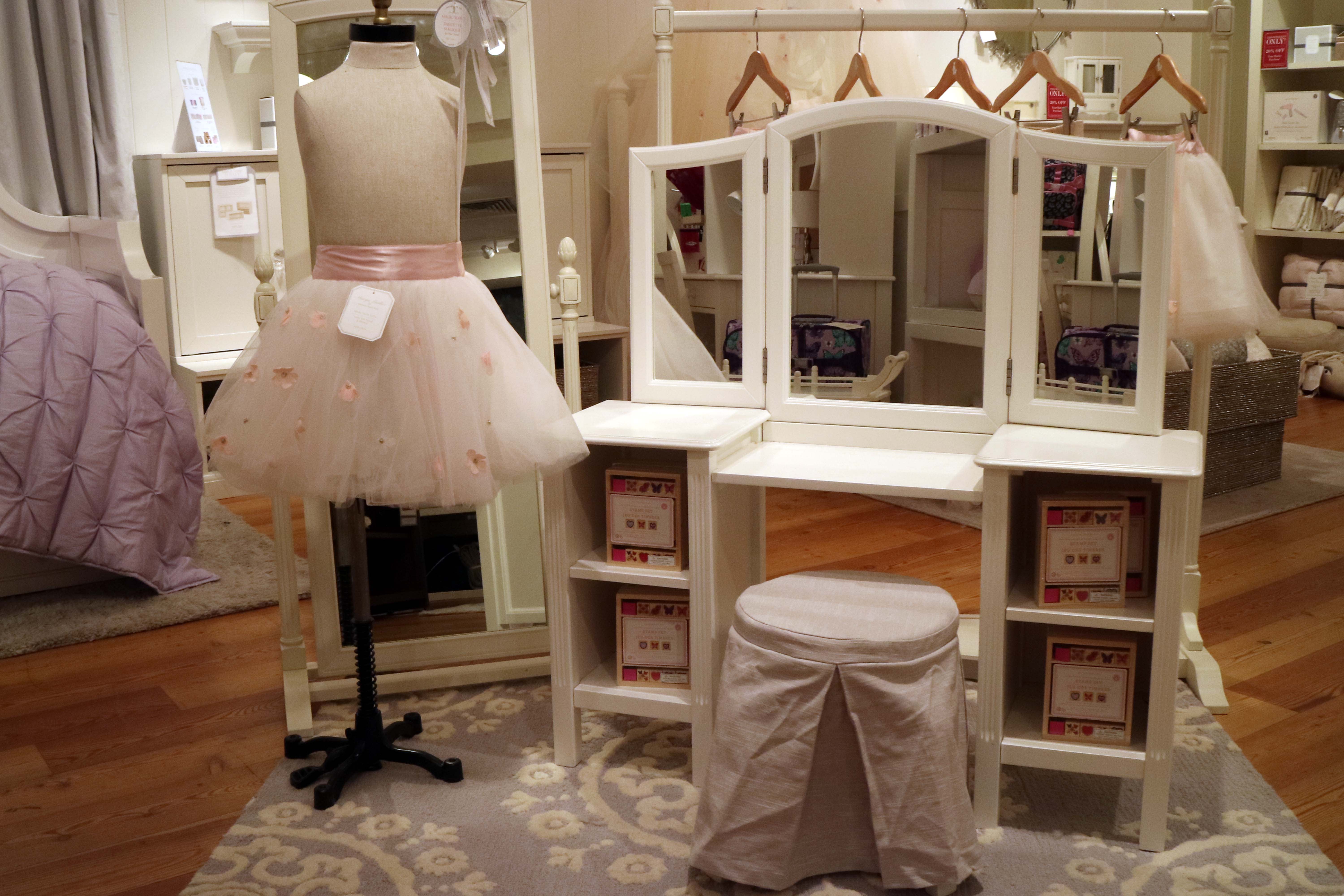 South Coast Plaza Holiday Shopping Guide Series Babies Kids Teen Gift Ideas