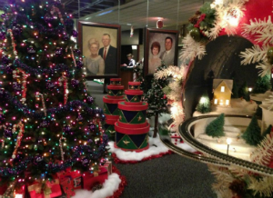 Teibel's Holiday Decor
