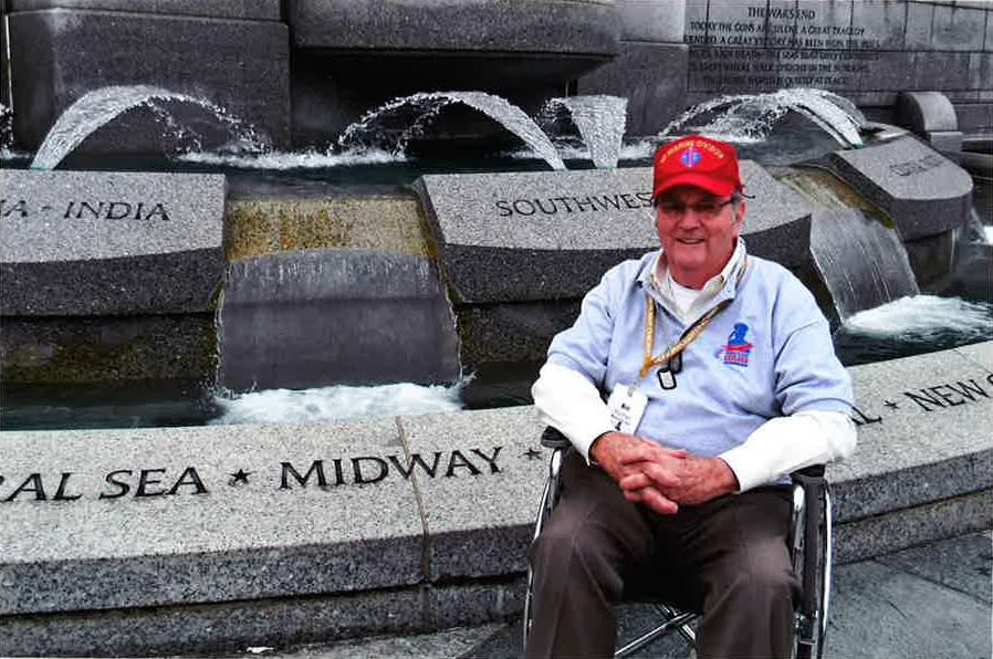 Wellman_Honor_Flight_WWII_Memorial