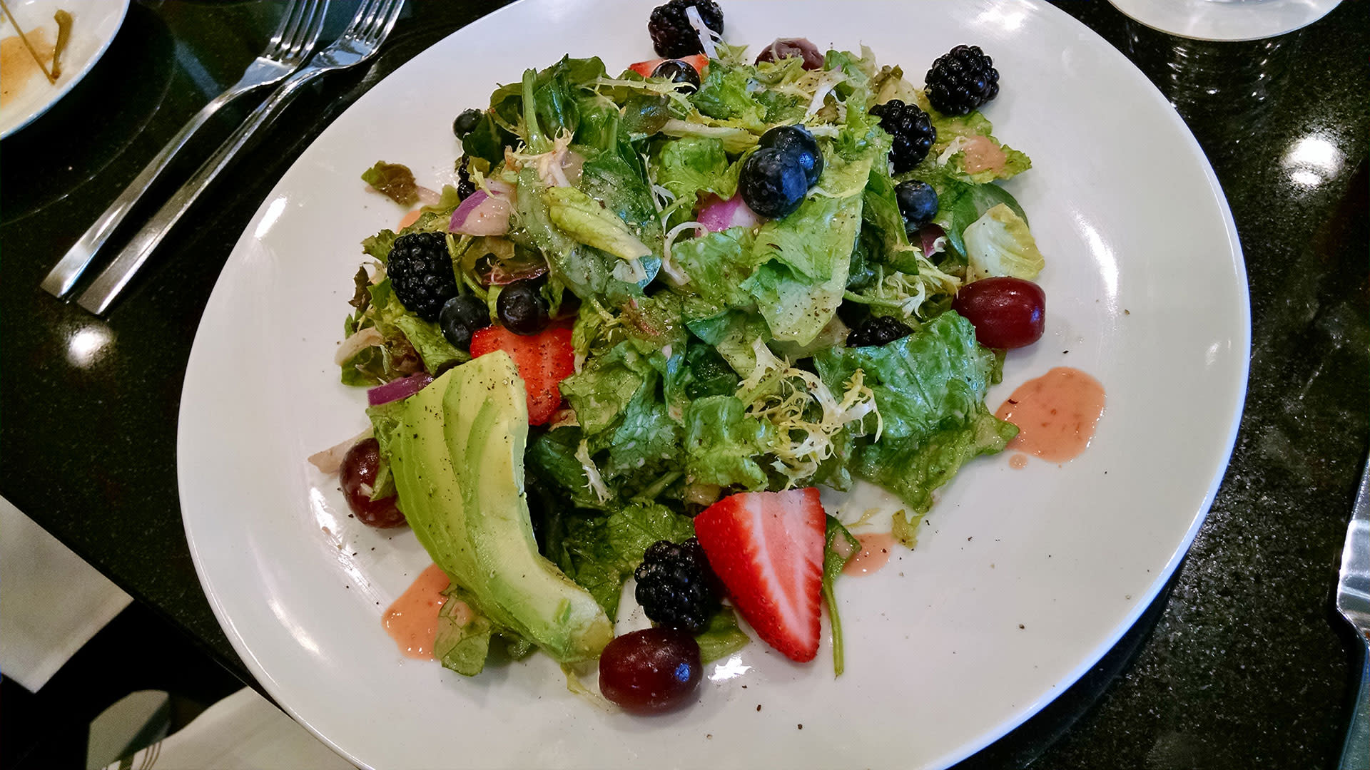 june hills table local berry salad