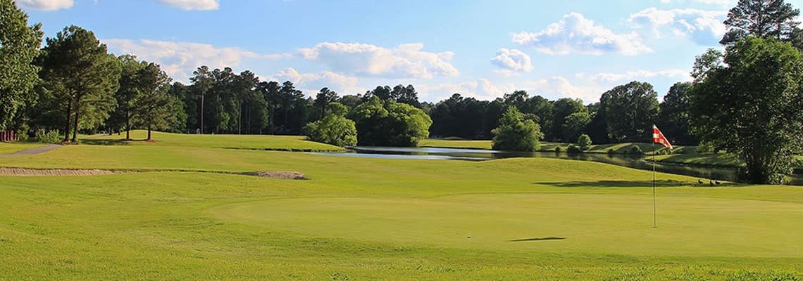 Hit the Links in Chesapeake