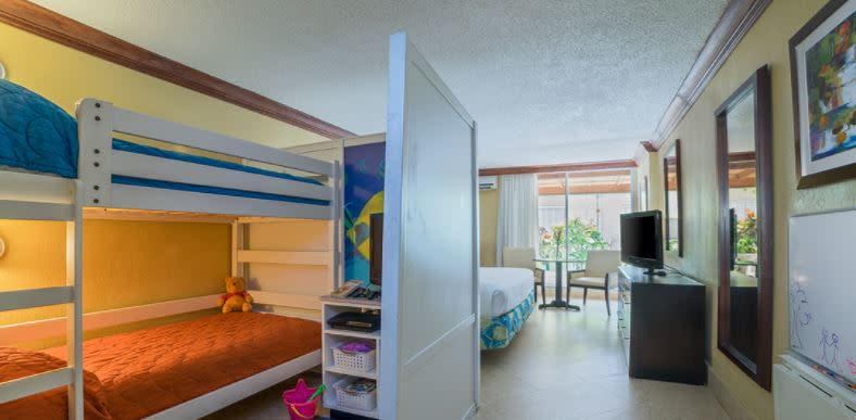 holiday inn sunspree kids suites