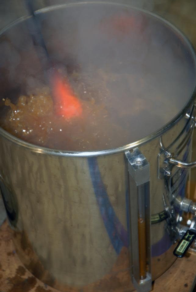 Hot Glass! Cool Brew! Boil Beer