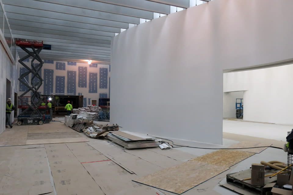 North Wing Expansion Hard Hat Tour 2 courtesy of The Corning Museum of Glass