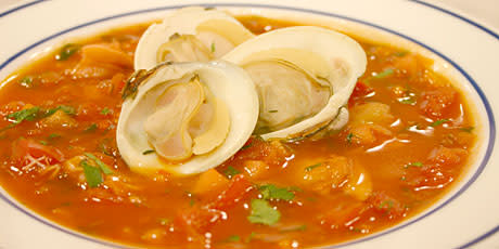 CC_s_Manhattan_Clam_Chowder_003