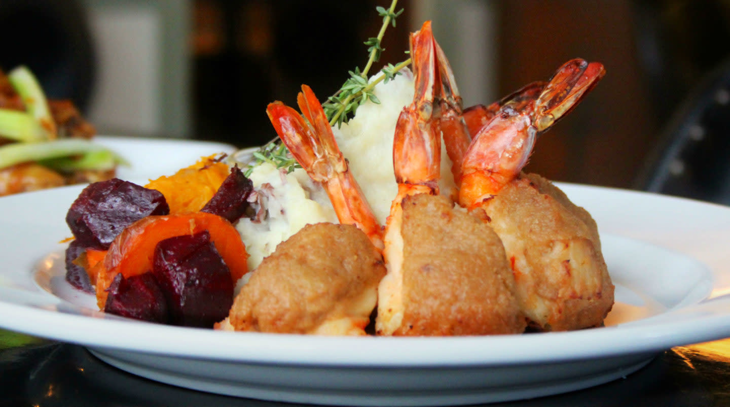 bake-stuffed-shrimp-close-up-new-1440x802