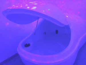 The pod style sensory deprivation tank at Float Now