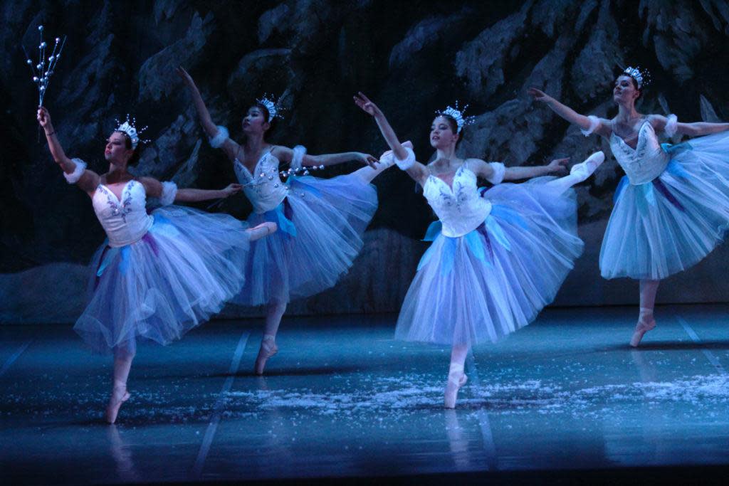 nutcracker-snow2014a