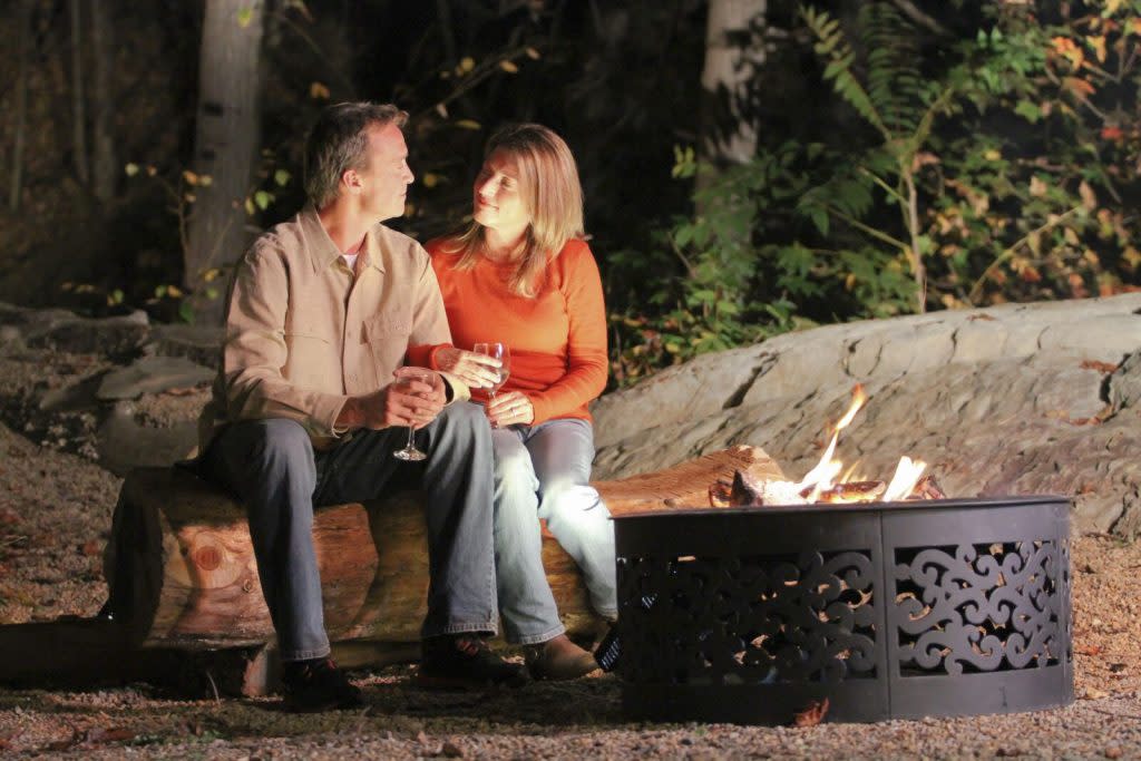 A Couple’s Guide to a Romantic Getaway in Gatlinburg