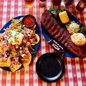 Bennett's Pit Bar-B-Que Nachos and Ribs 