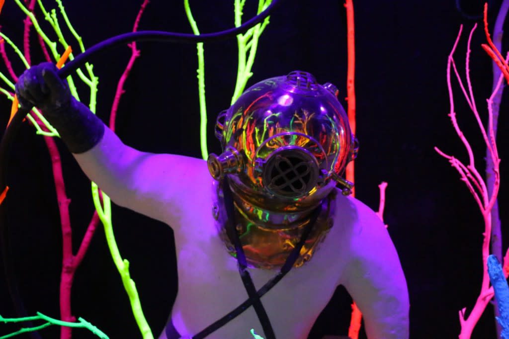 Run into a deep sea diver? Only at Meow Wolf’s “House of Eternal Return”! (Photo courtesy of TOURISM Santa Fe)