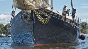 cgnews-schooner-america-20160912-002