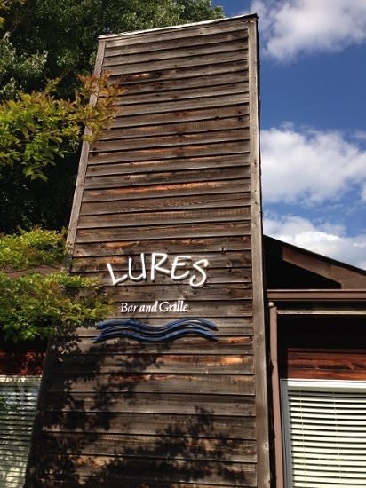 Lures Bar and Grill