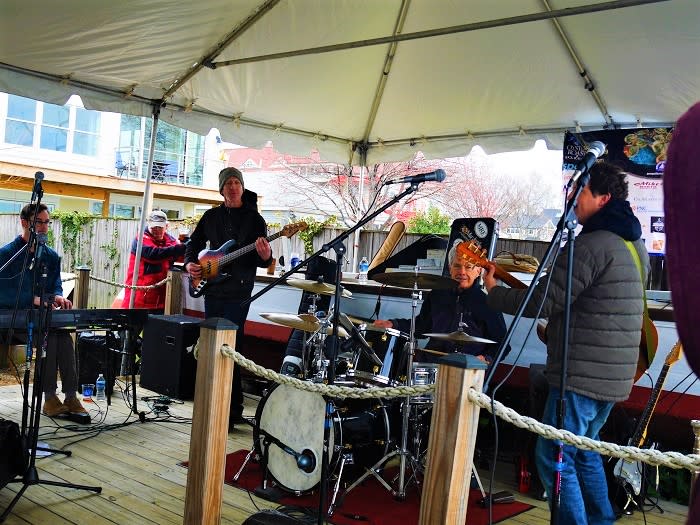 Annapolis' Oyster Roast & Sock Burning Tradition