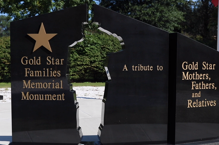 Visit the Maryland WWII Memorial in Annapolis