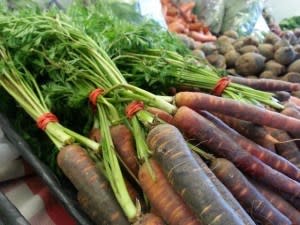 earthwise_produce__carrots_w640