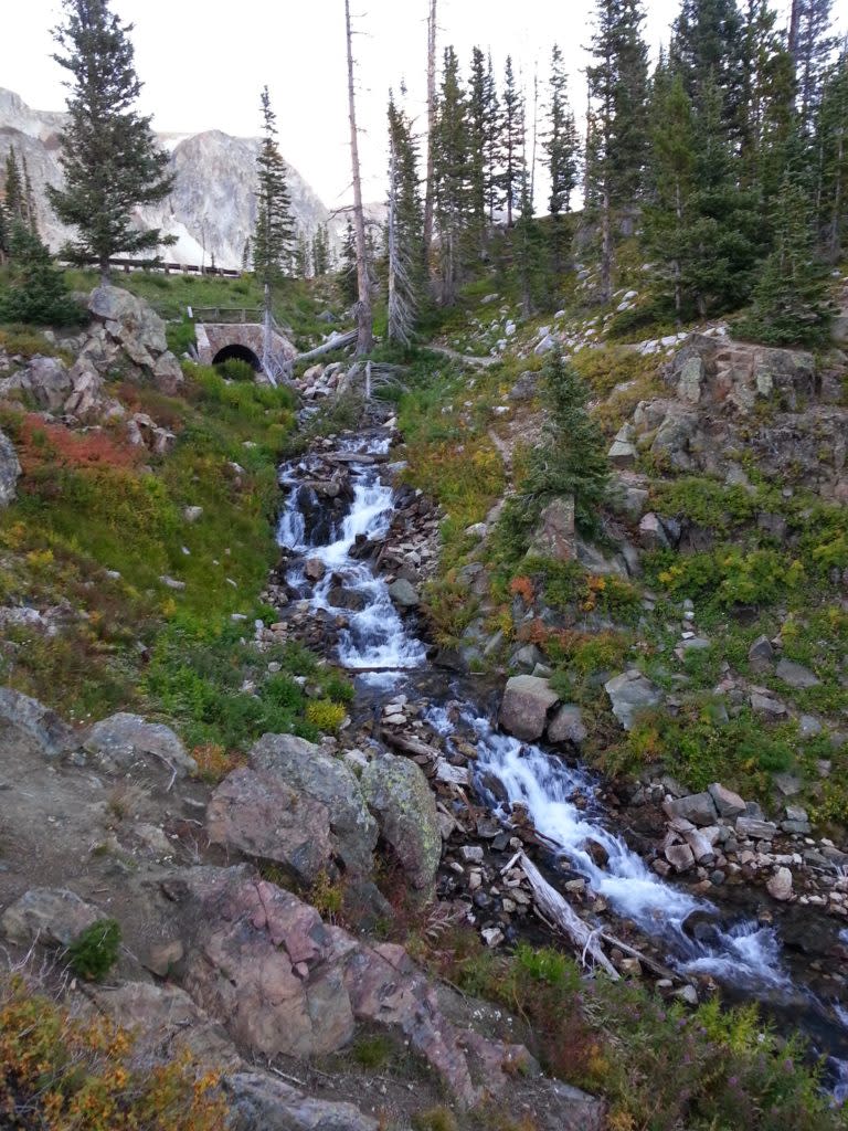 Lake Marie Falls photos just off the road