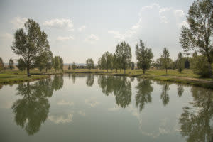 Fishing access to Huck Finn Pond at LaPrele Park