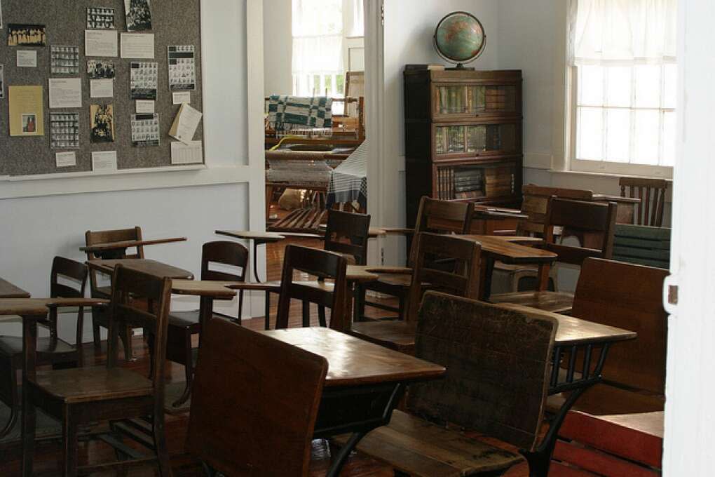 School in Barberville's Pioneer Settlement