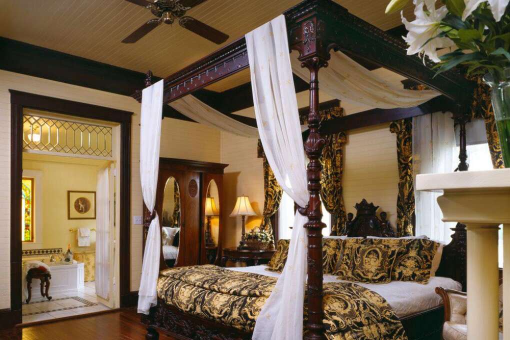 Perfect for a romantic getaway for two, Coombs Inn & Suites is a historic Victorian mansion located in Apalachicola on Florida’s so-called Forgotten Coast. 