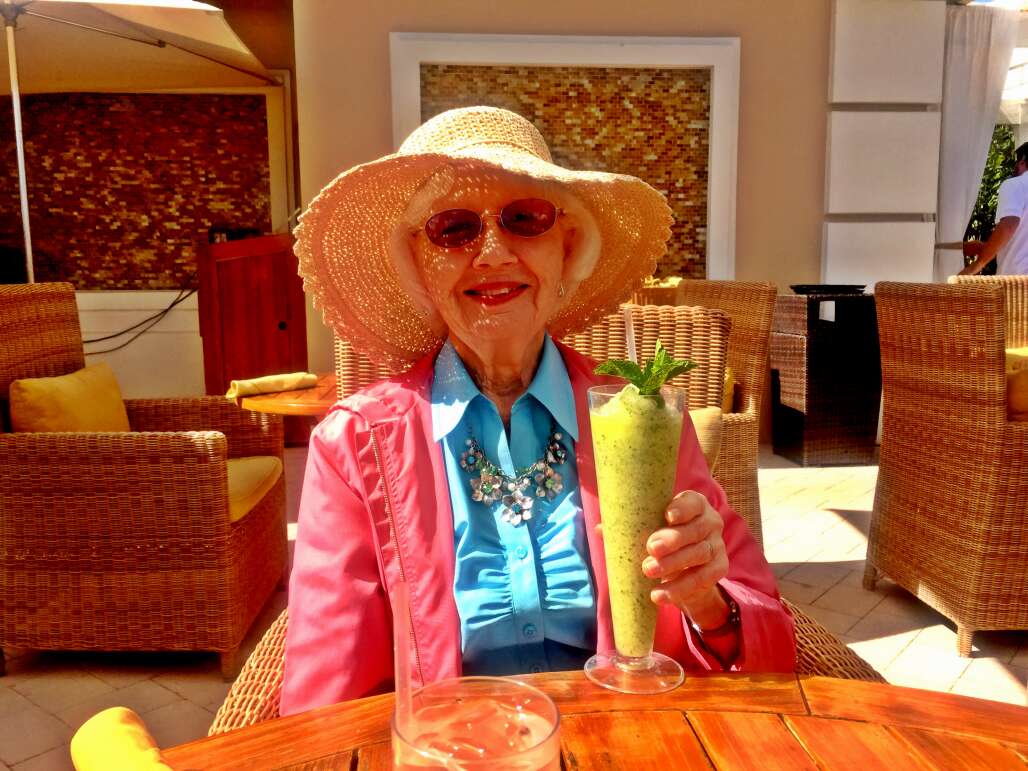 Waterfront Dinning Options for Seniors in Miami